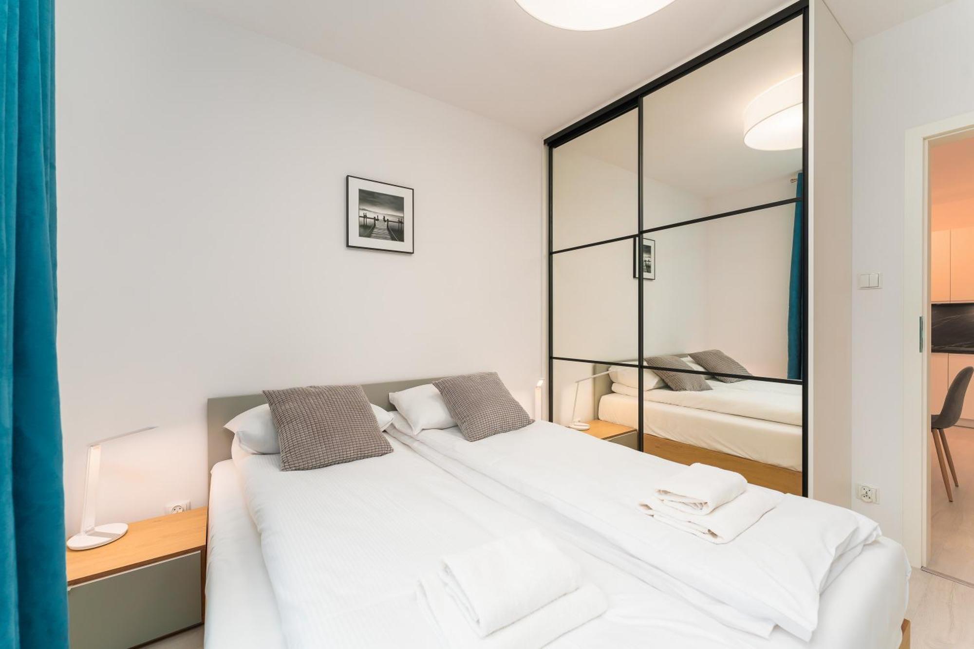 Faro Apartamenty Nadmorskie Tarasy Spa Przy Latarni I Molo Baseny, Sauny, Fitness I Parking W Cenie Kołobrzeg Habitación foto